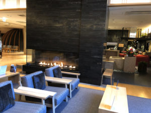 湯けむりの庄　エントランスの暖炉